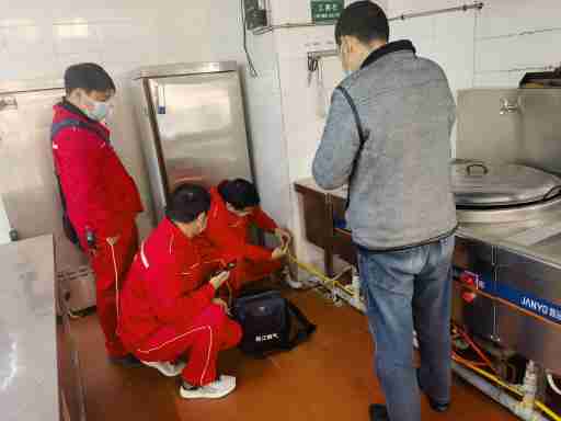 撐起安全“保護傘”！枝江市天然氣公司開展開學前燃氣安全檢查